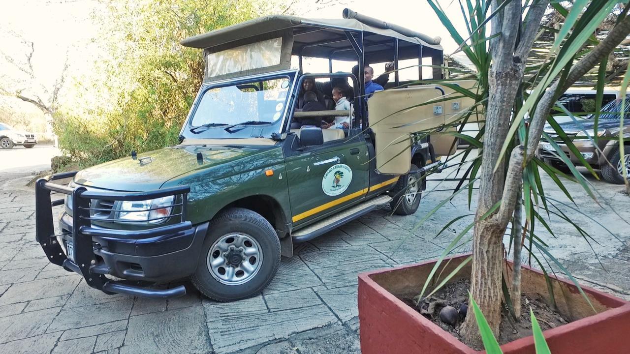 Grand Kruger Lodge And Spa Marloth Park Eksteriør bilde